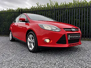 Used 2013 Ford Focus Zetec Red - Interior and Exterior details 11