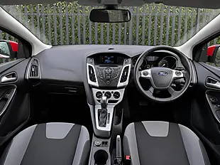 Used 2013 Ford Focus Zetec Red - Interior and Exterior details 12