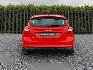 Used 2013 Ford Focus Zetec Red - Interior and Exterior details 7