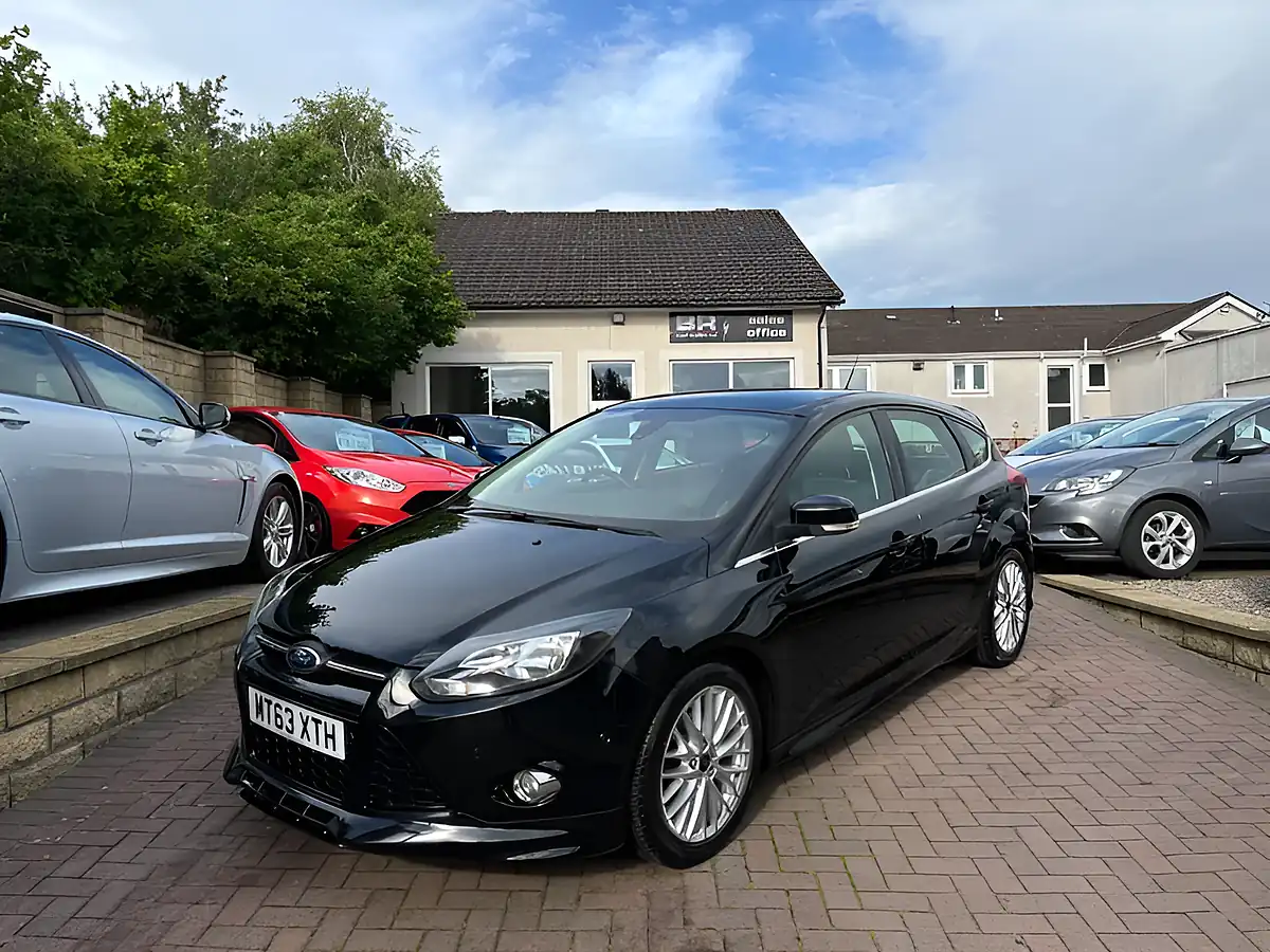 Used 2013 Ford Focus Zetec S Black - Front View