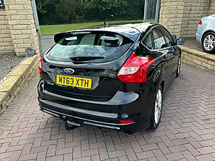 Used 2013 Ford Focus Zetec S Black - Interior and Exterior details 9