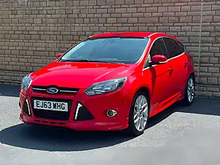 Used 2013 Ford Focus Zetec S Red - Interior and Exterior details 5