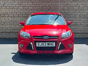 Used 2013 Ford Focus Zetec S Red - Interior and Exterior details 7