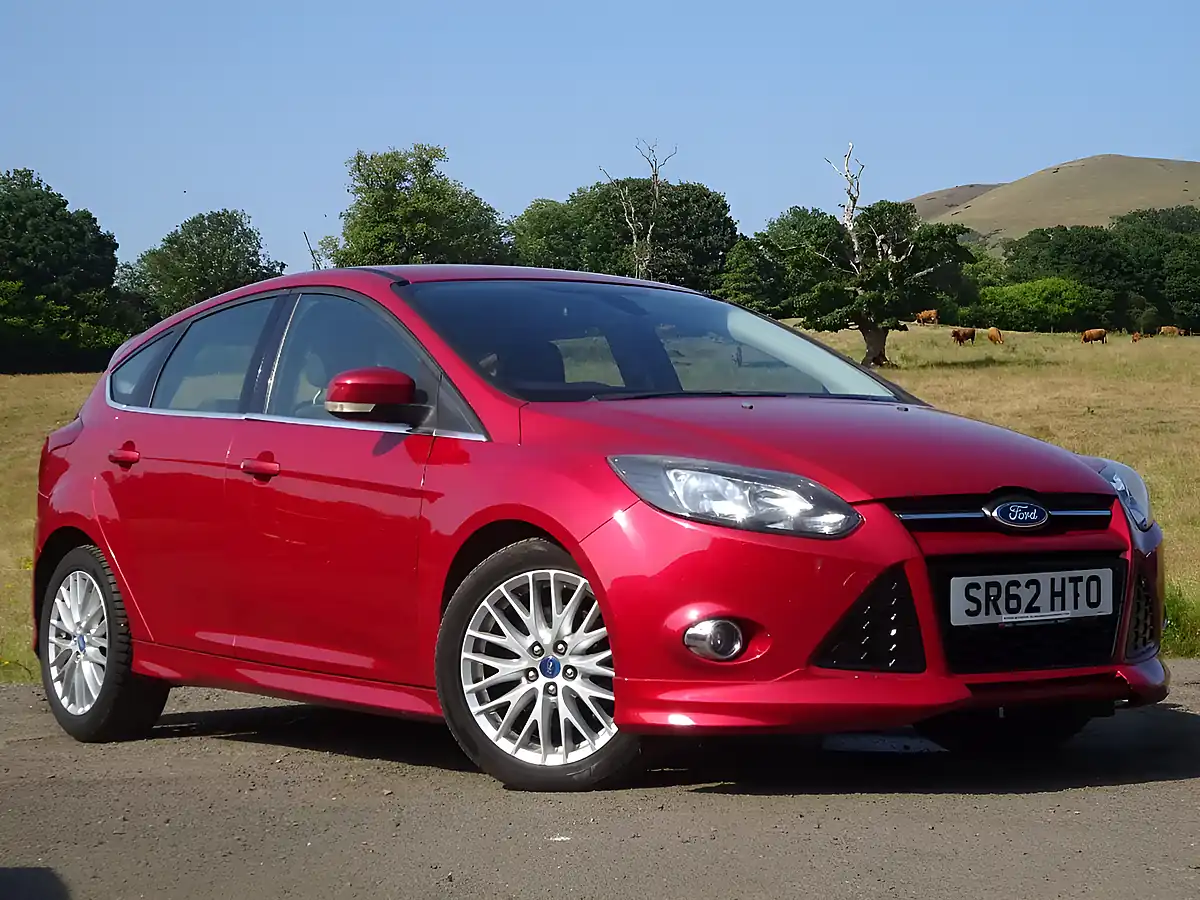Used 2013 Ford Focus Zetec S Red - Front View