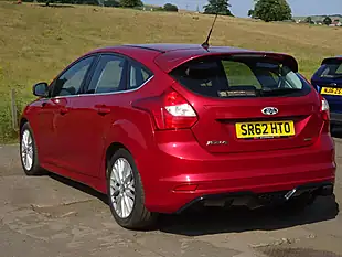 Used 2013 Ford Focus Zetec S Red - Interior and Exterior details 3