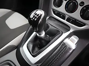 Used 2013 Ford Focus Zetec S White - Interior and Exterior details 7