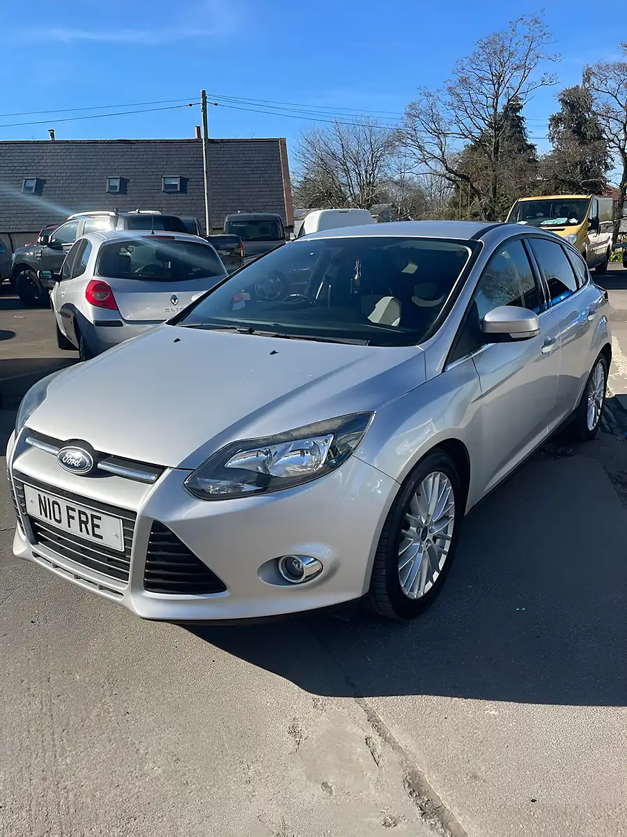 Used 2013 Ford Focus Zetec Silver - Interior and Exterior details 2