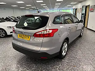 Used 2013 Ford Focus Zetec Silver - Interior and Exterior details 10