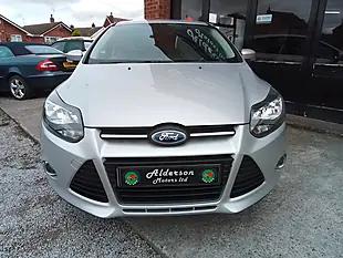 Used 2013 Ford Focus Zetec Silver - Interior and Exterior details 11