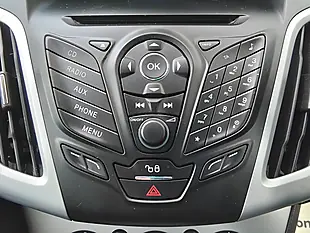 Used 2013 Ford Focus Zetec Silver - Interior and Exterior details 16