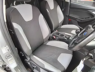 Used 2013 Ford Focus Zetec Silver - Interior and Exterior details 17