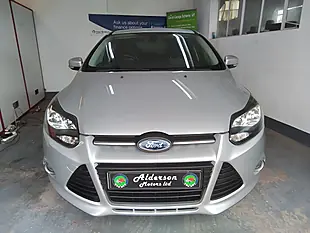 Used 2013 Ford Focus Zetec Silver - Interior and Exterior details 5