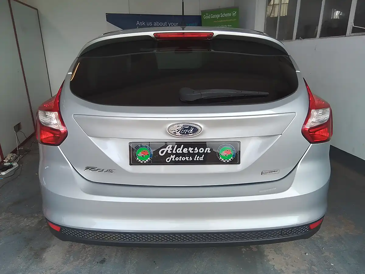 Used 2013 Ford Focus Zetec Silver - Interior and Exterior details 6