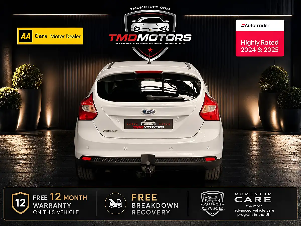 Used 2013 Ford Focus Zetec White - Interior and Exterior details 5