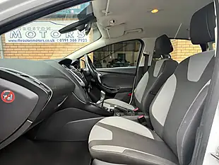 Used 2013 Ford Focus Zetec White - Interior and Exterior details 14
