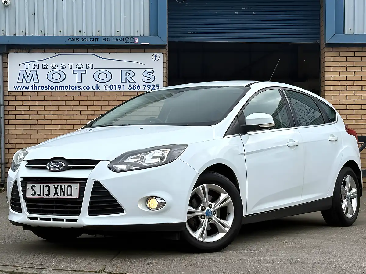 Used 2013 Ford Focus Zetec White - Interior and Exterior details 2