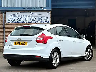 Used 2013 Ford Focus Zetec White - Interior and Exterior details 4