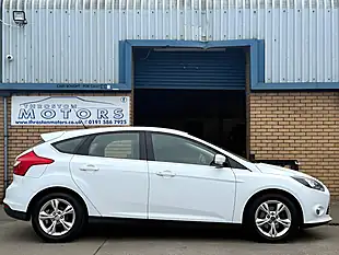 Used 2013 Ford Focus Zetec White - Interior and Exterior details 6