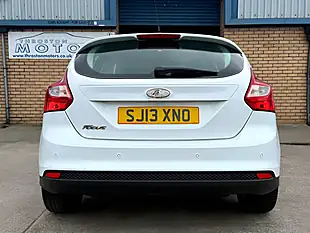 Used 2013 Ford Focus Zetec White - Interior and Exterior details 8