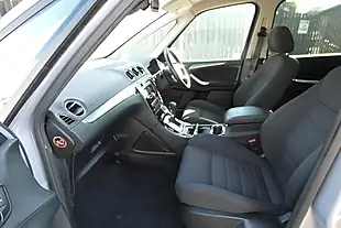 Used 2013 Ford Galaxy Titanium Silver - Interior and Exterior details 10