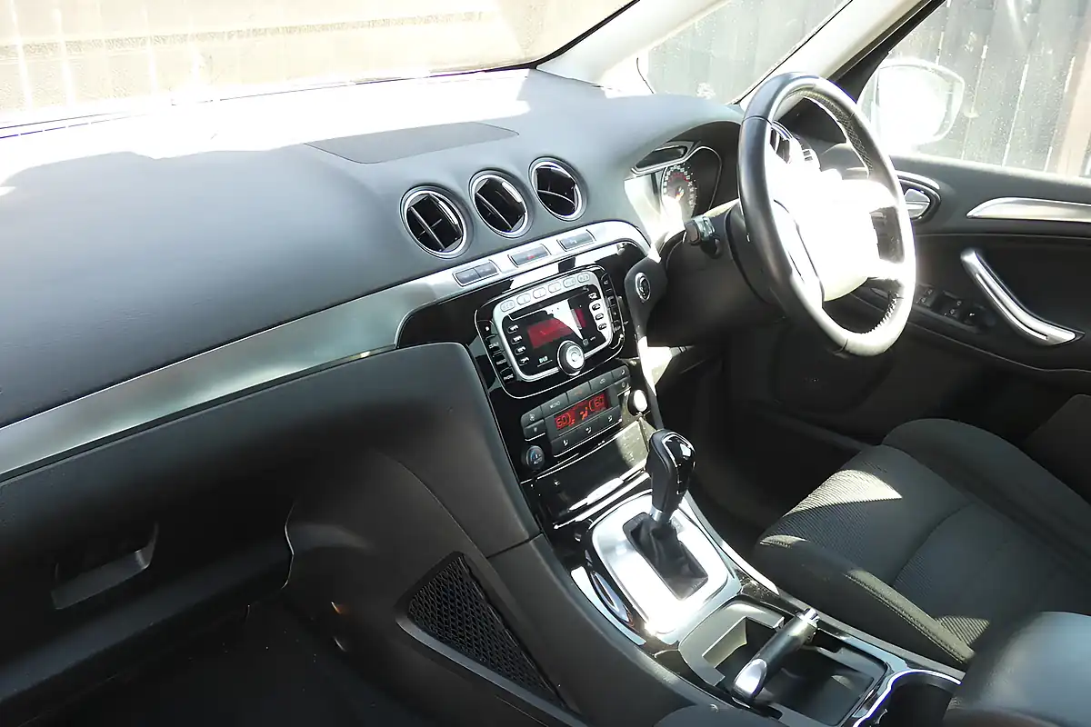Used 2013 Ford Galaxy Titanium Silver - Interior and Exterior details 11