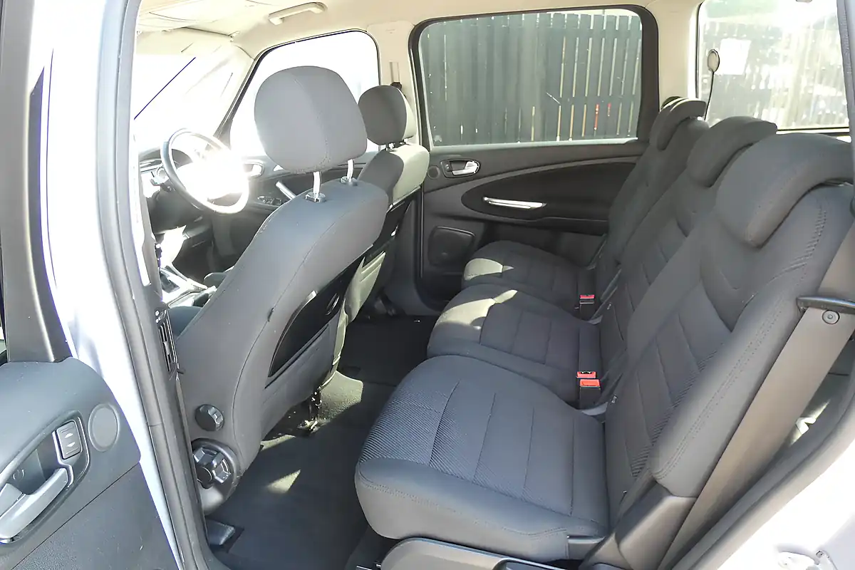 Used 2013 Ford Galaxy Titanium Silver - Interior and Exterior details 12