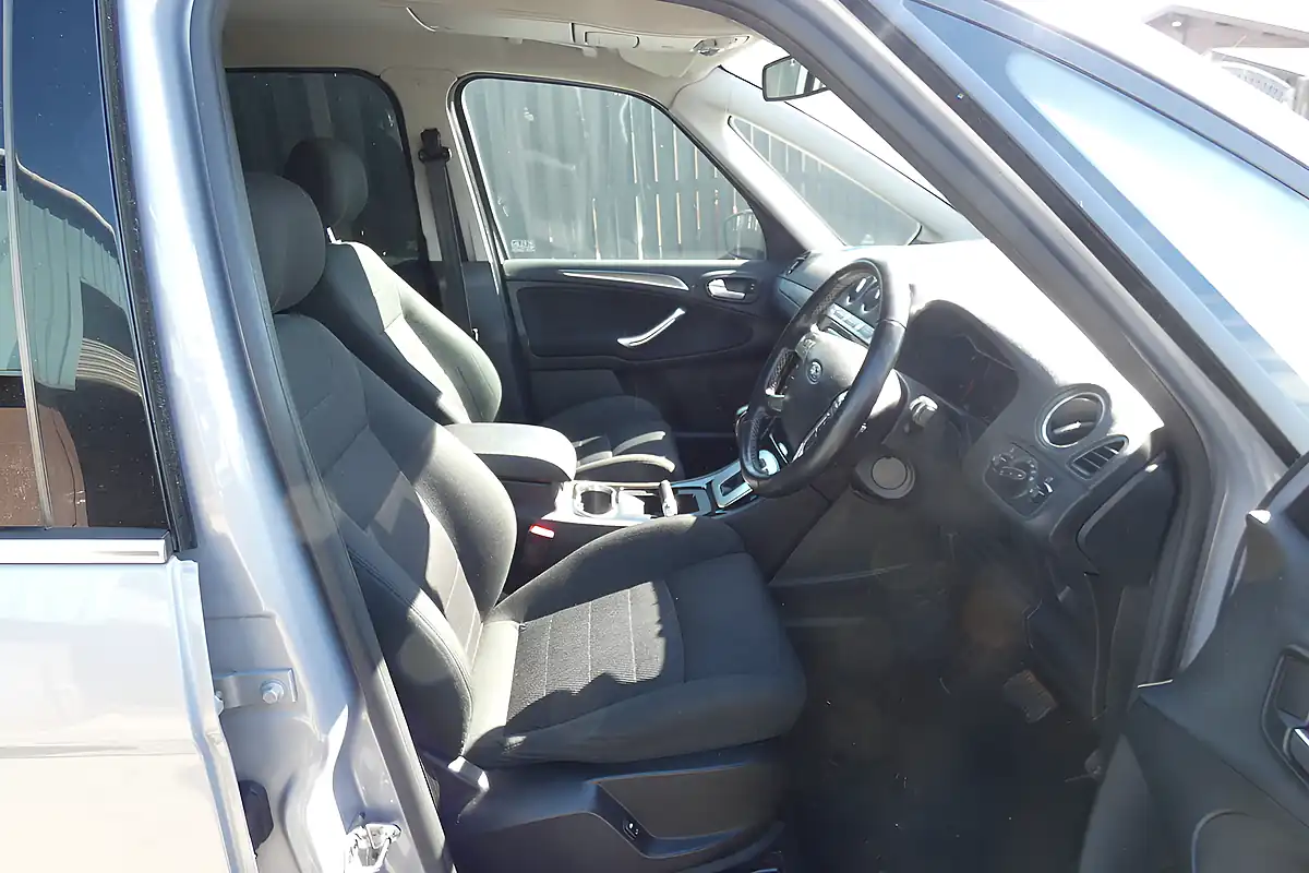 Used 2013 Ford Galaxy Titanium Silver - Interior and Exterior details 8
