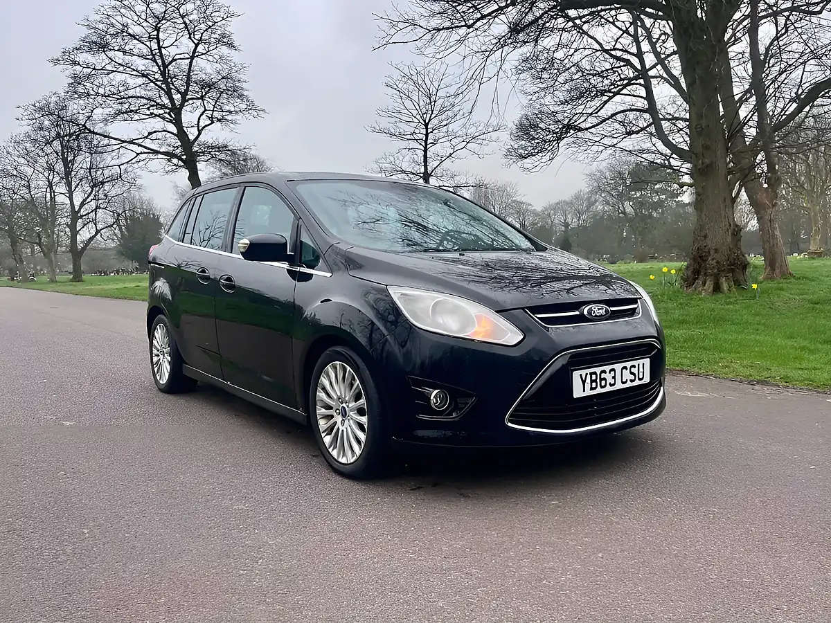 Used 2013 Ford Grand C-Max Titanium Panther Black - Interior and Exterior details 11