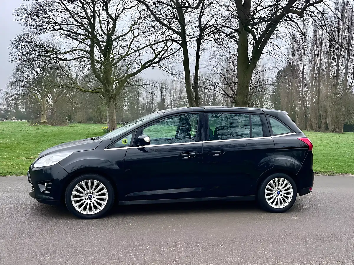 Used 2013 Ford Grand C-Max Titanium Panther Black - Interior and Exterior details 5