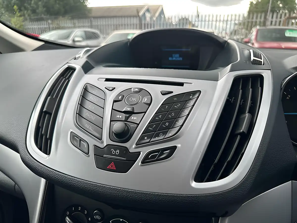 Used 2013 Ford Grand C-Max Zetec Black - Interior and Exterior details 15