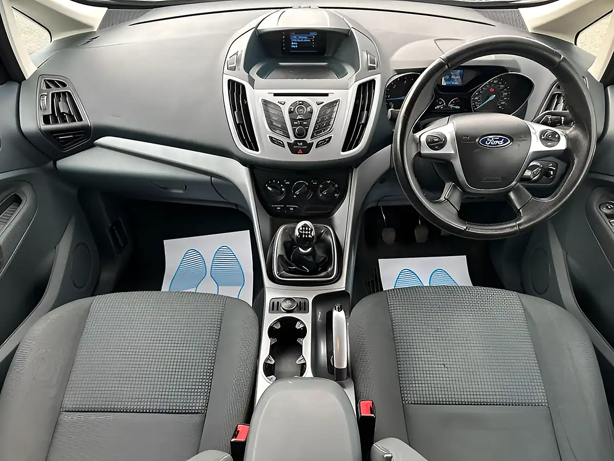 Used 2013 Ford Grand C-Max Zetec Black - Interior and Exterior details 18