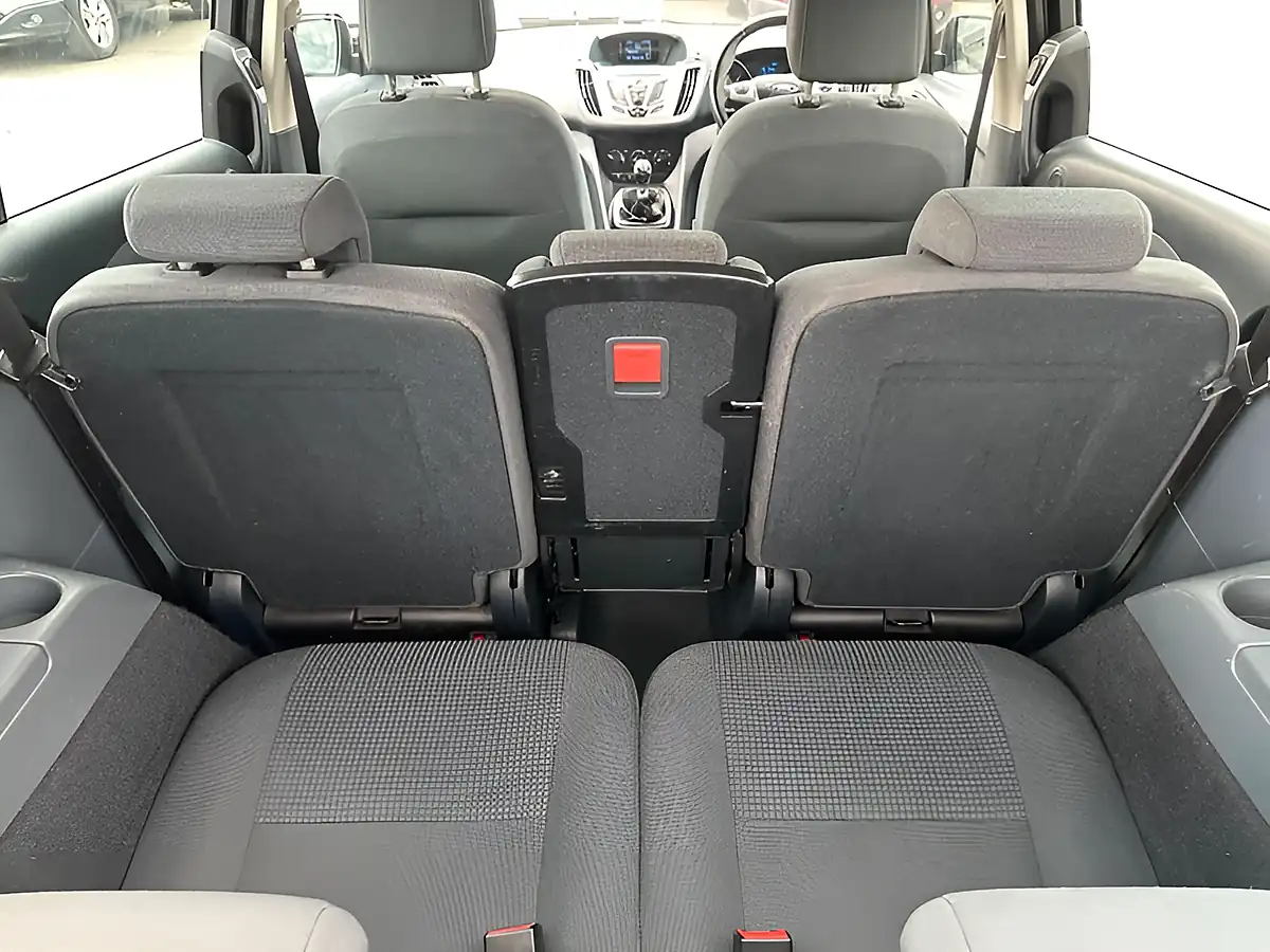 Used 2013 Ford Grand C-Max Zetec Black - Interior and Exterior details 20