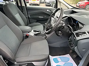 Used 2013 Ford Grand C-Max Zetec Black - Interior and Exterior details 6