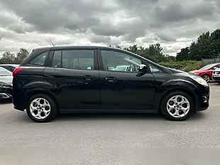 Used 2013 Ford Grand C-Max Zetec Black - Interior and Exterior details 9