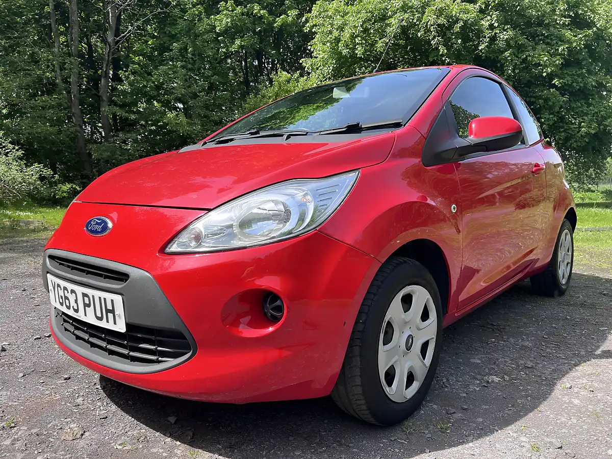 Used 2013 Ford Ka Edge Red - Interior and Exterior details 10