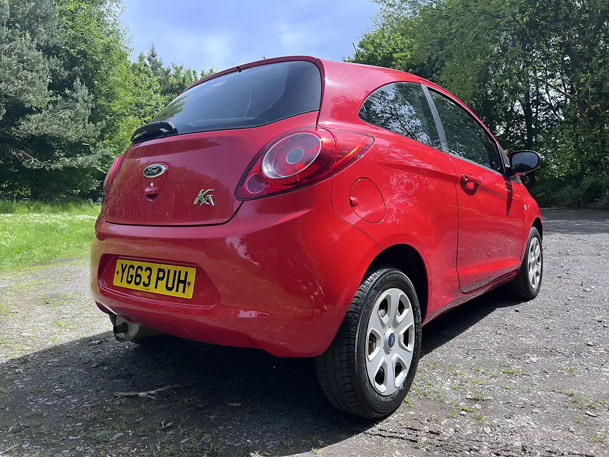 Used 2013 Ford Ka Edge Red - Interior and Exterior details 13