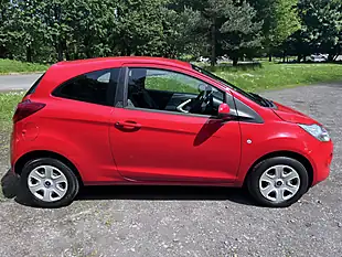 Used 2013 Ford Ka Edge Red - Interior and Exterior details 7