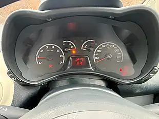 Used 2013 Ford Ka Edge Red - Interior and Exterior details 19
