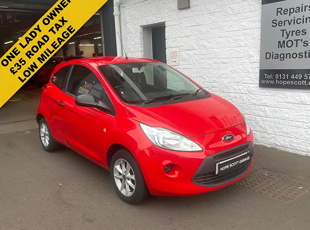Used 2013 Ford Ka Studio Red - Front View