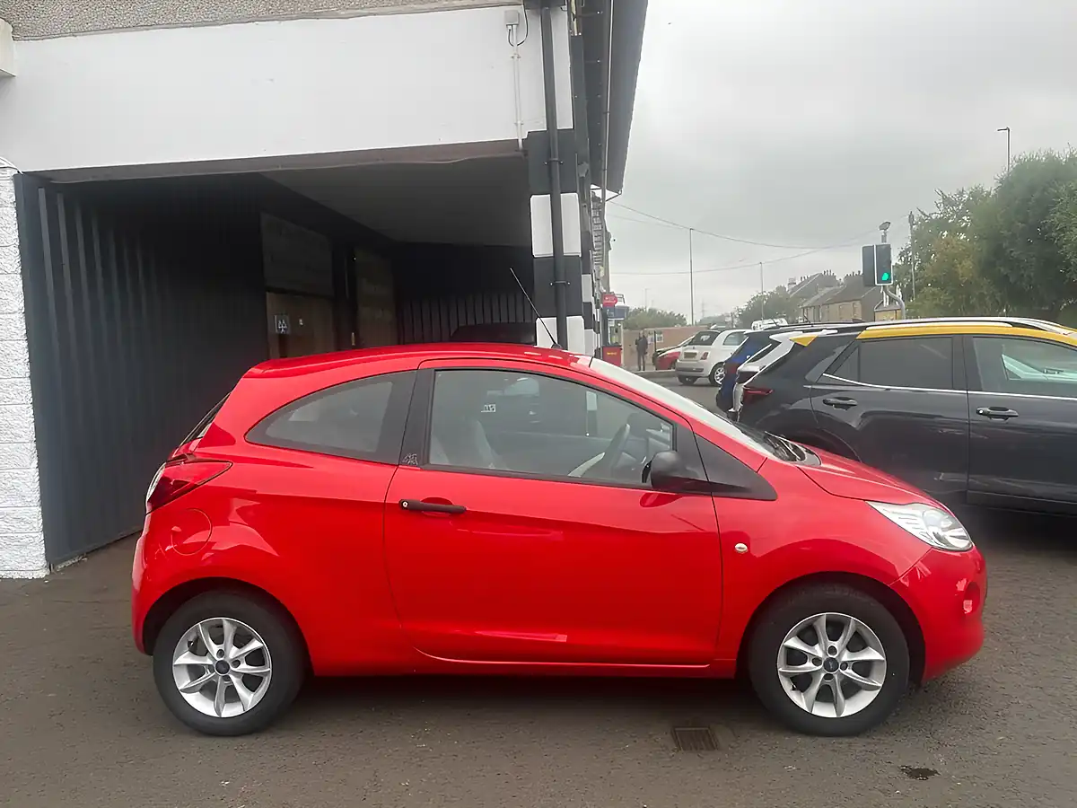 Used 2013 Ford Ka Studio Red - Interior and Exterior details 2