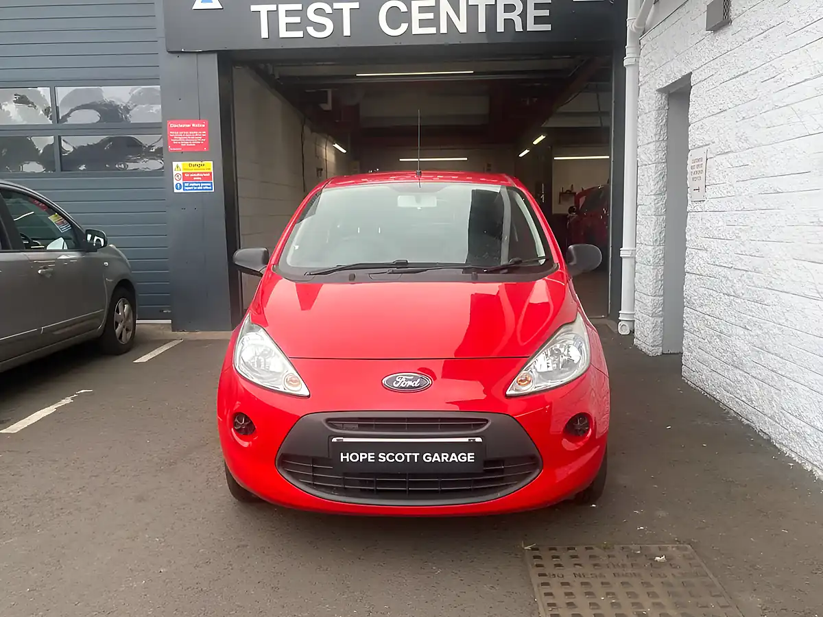 Used 2013 Ford Ka Studio Red - Interior and Exterior details 3