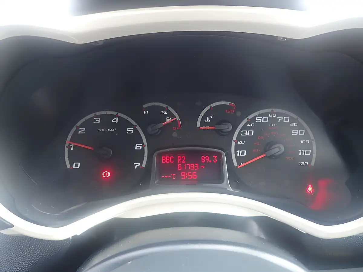 Used 2013 Ford Ka Titanium Silver - Interior and Exterior details 10