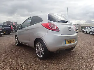 Used 2013 Ford Ka Titanium Silver - Interior and Exterior details 15