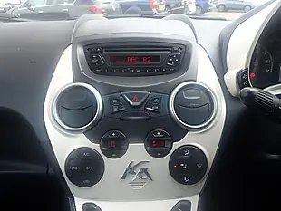Used 2013 Ford Ka Titanium Silver - Interior and Exterior details 8