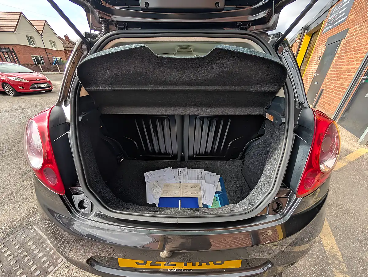 Used 2013 Ford Ka Zetec Black - Interior and Exterior details 15
