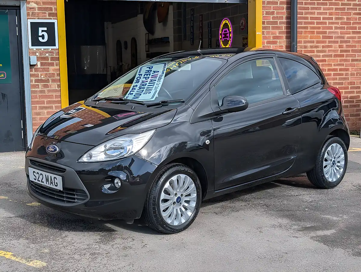Used 2013 Ford Ka Zetec Black - Interior and Exterior details 2