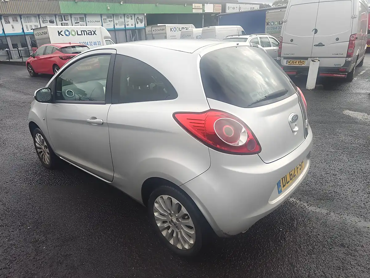 Used 2013 Ford Ka Zetec Silver - Interior and Exterior details 11