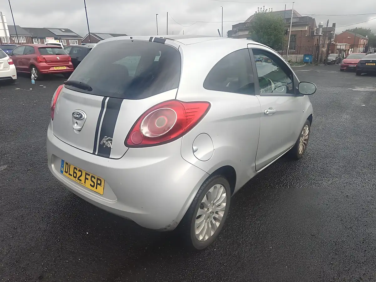Used 2013 Ford Ka Zetec Silver - Interior and Exterior details 2
