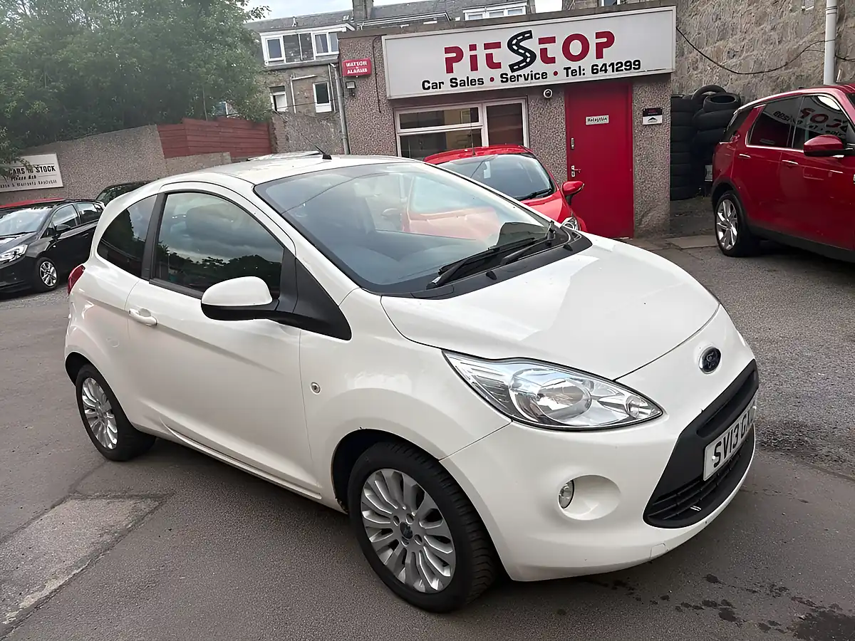 Used 2013 Ford Ka Zetec White - Front View