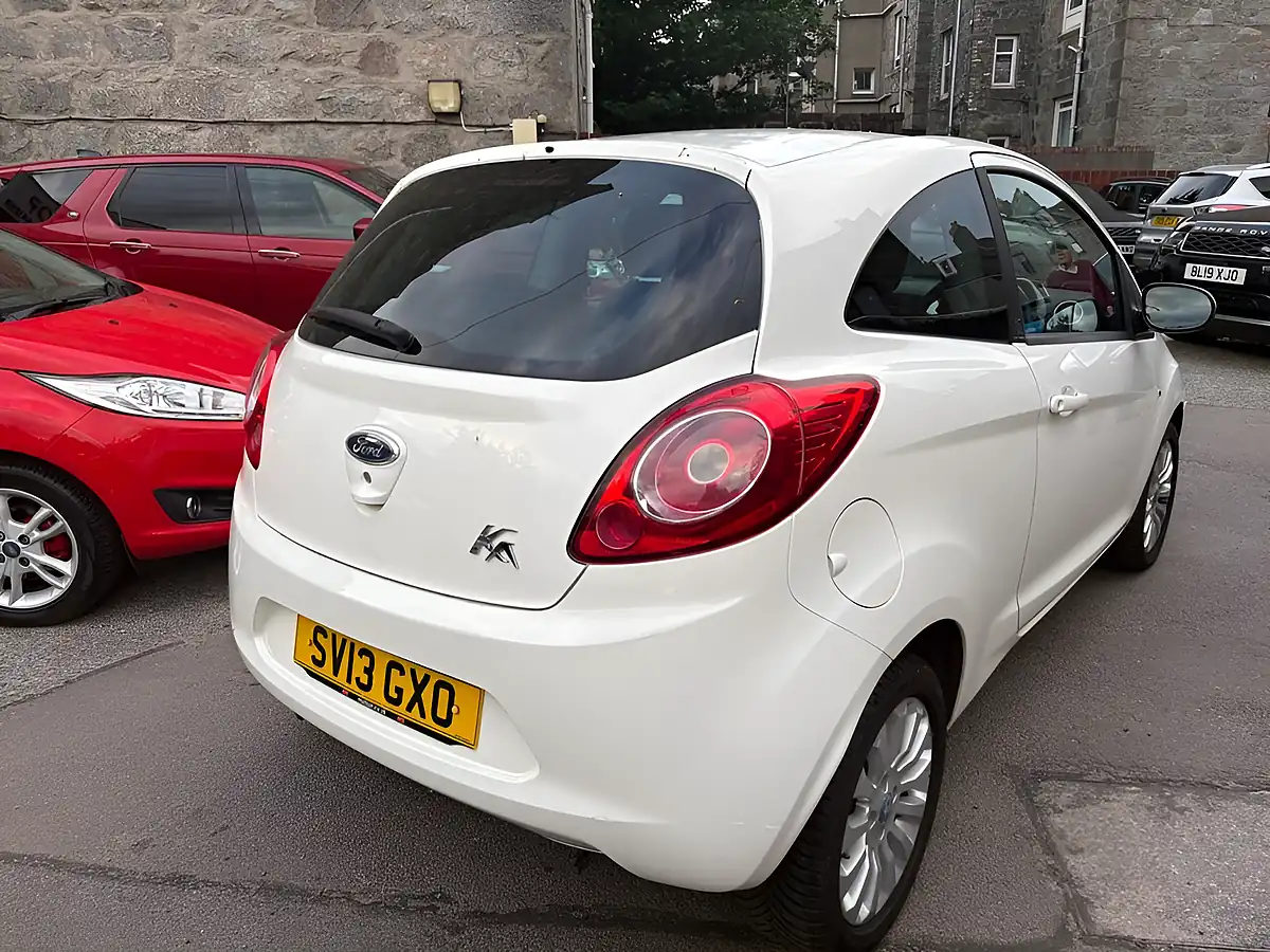 Used 2013 Ford Ka Zetec White - Interior and Exterior details 5